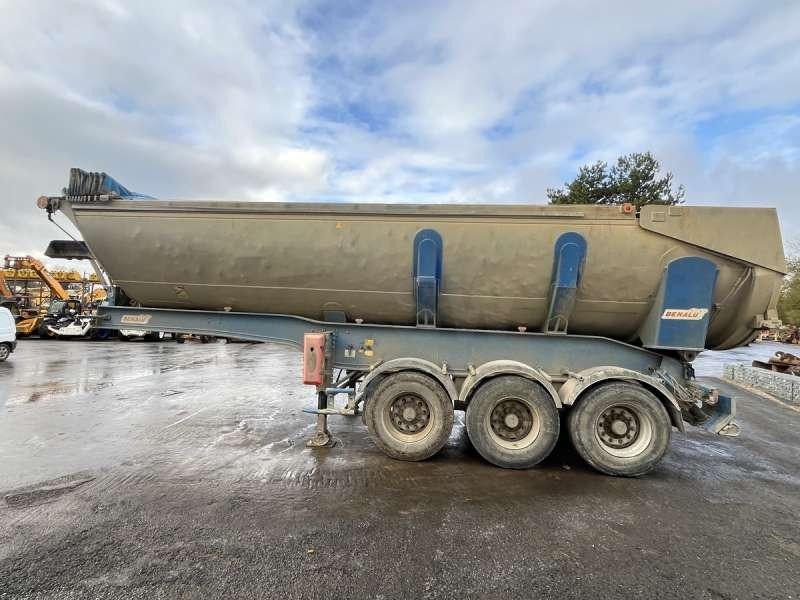 Benalu 3 ESSIEUX - Félpótkocsi billenőplatós: 5 kép. Benalu 3 ESSIEUX - Félpótkocsi billenőplatós: 5 kép.