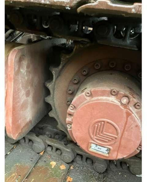 Case 888CK lízing Case 888CK: 7 kép. Case 888CK lízing Case 888CK: 7 kép.