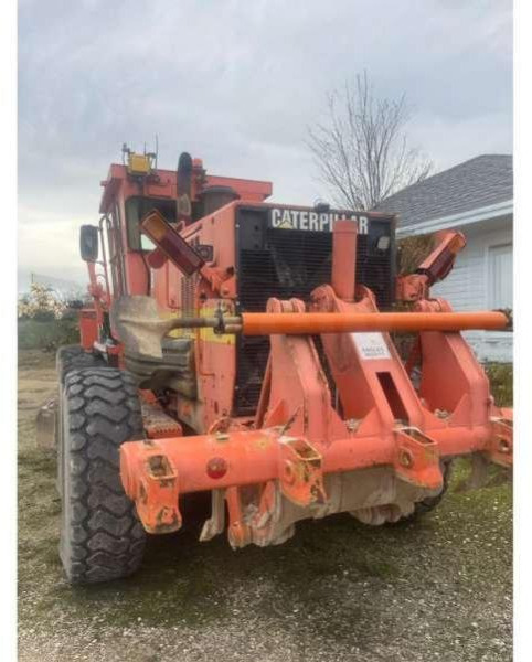 Caterpillar 140H EQUIPEE 3D - Gréder: 3 kép. Caterpillar 140H EQUIPEE 3D - Gréder: 3 kép.