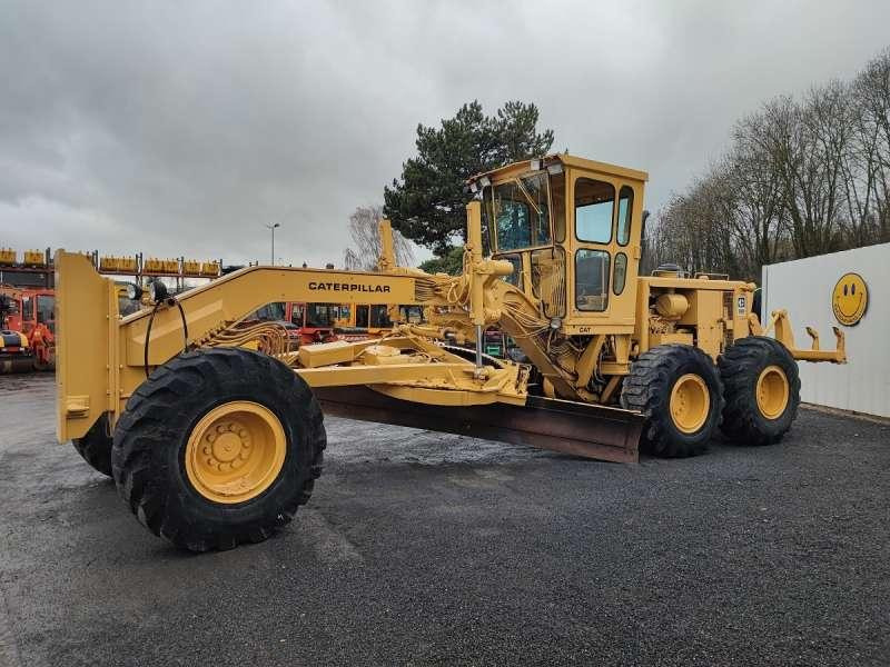 Caterpillar 14G - Gréder: 3 kép. Caterpillar 14G - Gréder: 3 kép.