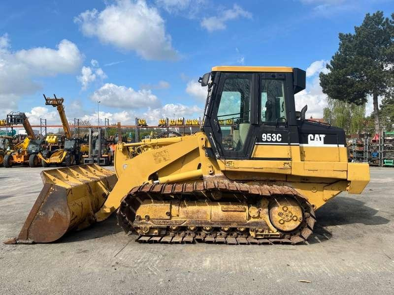 Caterpillar 953C2 - Lánctalpas homlokrakodó: 4 kép. Caterpillar 953C2 - Lánctalpas homlokrakodó: 4 kép.
