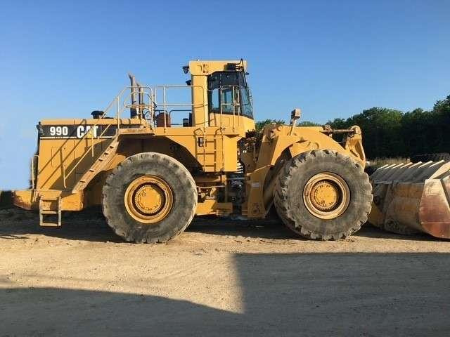 Caterpillar Chargeur sur Pneus 990 - Gumikerekes homlokrakodó: 3 kép. Caterpillar Chargeur sur Pneus 990 - Gumikerekes homlokrakodó: 3 kép.