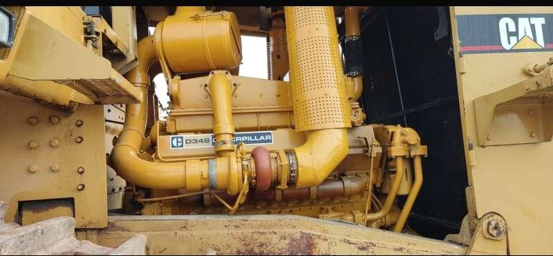 Buldózer Caterpillar D10 DEPOT BARCELONE: 9 kép.