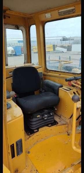 Buldózer Caterpillar D10 DEPOT BARCELONE: 7 kép.