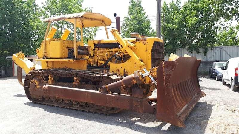Caterpillar D8K + Porte Engins - Buldózer: 5 kép. Caterpillar D8K + Porte Engins - Buldózer: 5 kép.