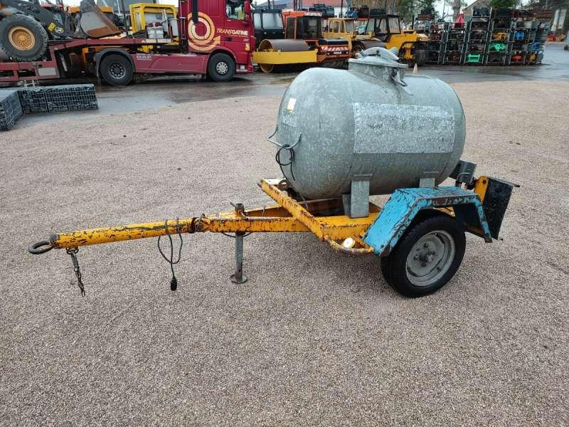 Courant 500 LITRES A EAU - Tartály: 3 kép. Courant 500 LITRES A EAU - Tartály: 3 kép.