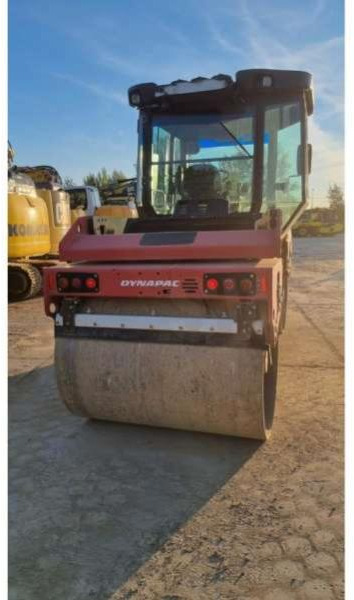 Dynapac CC224HF - Úthenger: 2 kép. Dynapac CC224HF - Úthenger: 2 kép.