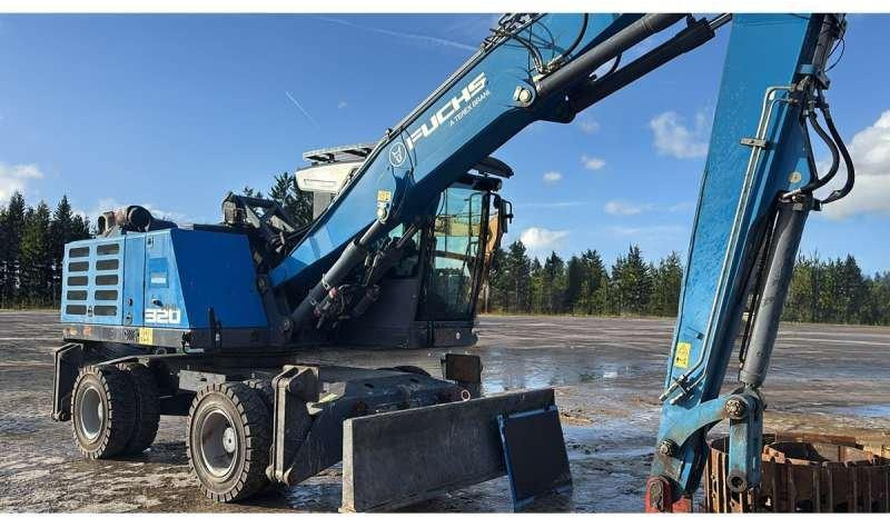 Fuchs MHL320F - Hulladék kotró: 2 kép. Fuchs MHL320F - Hulladék kotró: 2 kép.