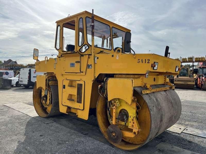 Hamm Compacteur Tandem / Double Billes DV1022C - Úthenger: 5 kép. Hamm Compacteur Tandem / Double Billes DV1022C - Úthenger: 5 kép.