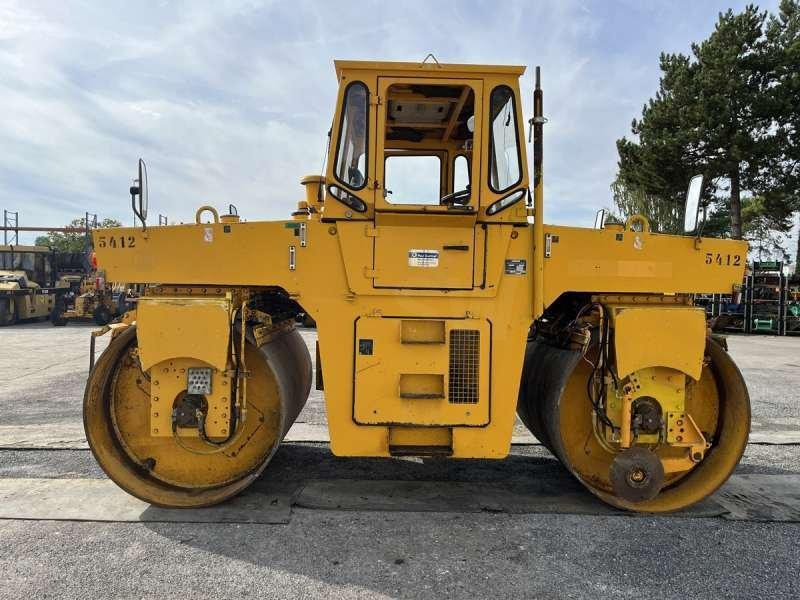 Hamm DV1022C - Úthenger: 4 kép. Hamm DV1022C - Úthenger: 4 kép.