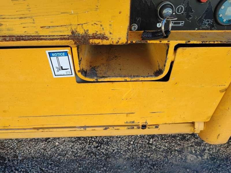 Oszlopos személyemelő Haulotte CISEAUX COMPACT 10N: 18 kép. Oszlopos személyemelő Haulotte CISEAUX COMPACT 10N: 18 kép.