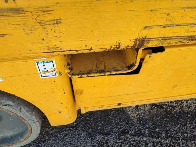 Oszlopos személyemelő Haulotte CISEAUX COMPACT 10N: 16 kép. Oszlopos személyemelő Haulotte CISEAUX COMPACT 10N: 16 kép.