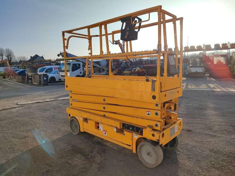 Oszlopos személyemelő Haulotte CISEAUX COMPACT 10N: 6 kép. Oszlopos személyemelő Haulotte CISEAUX COMPACT 10N: 6 kép.