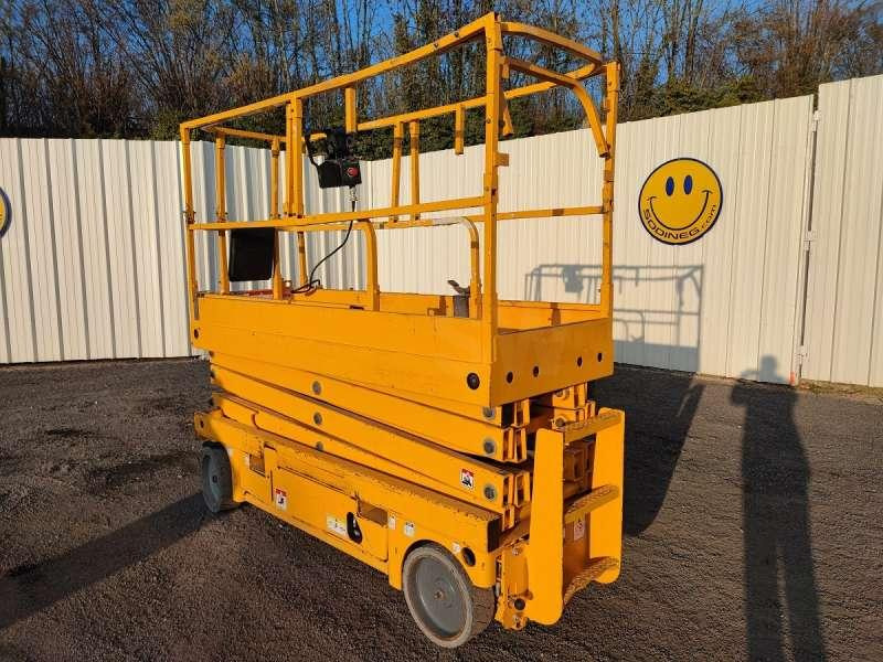 Oszlopos személyemelő Haulotte CISEAUX COMPACT 10N: 9 kép. Oszlopos személyemelő Haulotte CISEAUX COMPACT 10N: 9 kép.