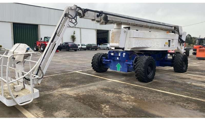 Haulotte HA41PX - Oszlopos személyemelő: 1 kép. Haulotte HA41PX - Oszlopos személyemelő: 1 kép.