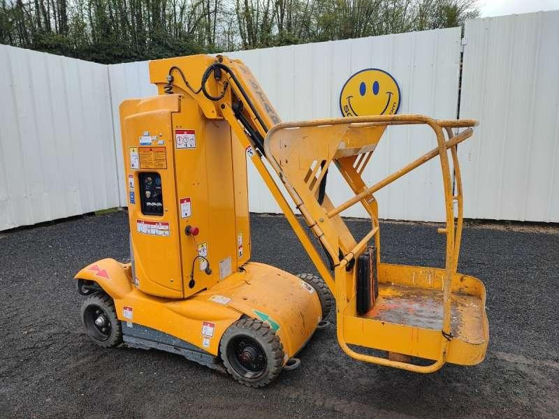 Haulotte STAR 10-1 - Oszlopos személyemelő: 1 kép. Haulotte STAR 10-1 - Oszlopos személyemelő: 1 kép.