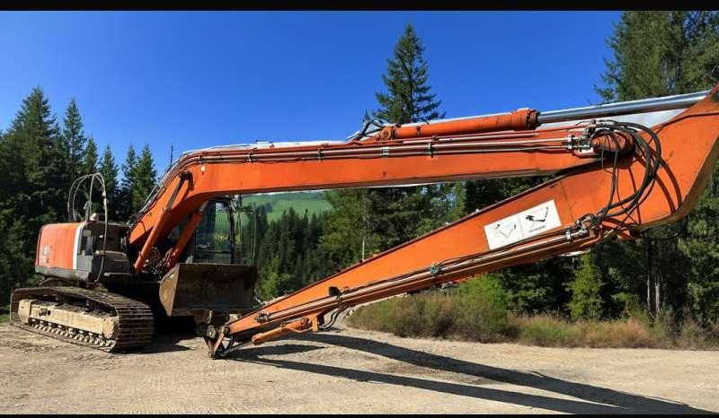 Hitachi ZX210LC-3 - Hulladék kotró: 1 kép. Hitachi ZX210LC-3 - Hulladék kotró: 1 kép.
