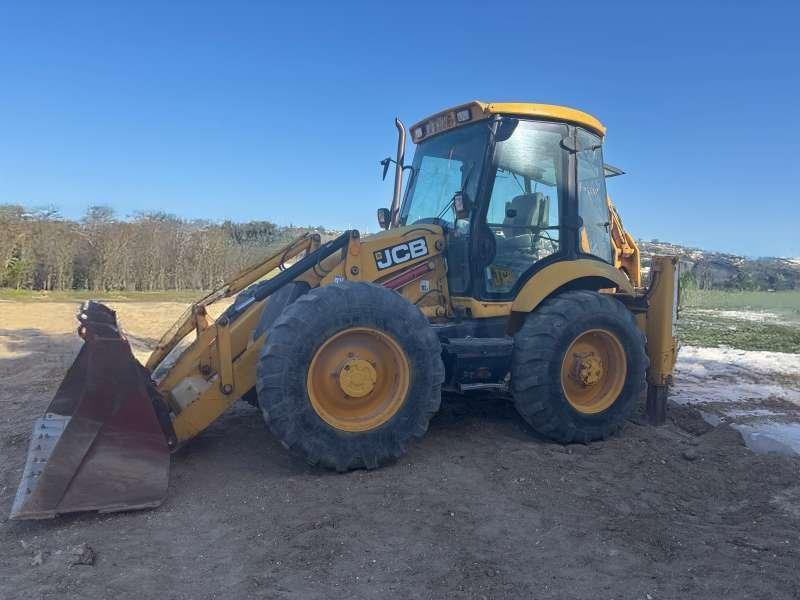 Jcb 4CX - Kotrórakodó: 1 kép. Jcb 4CX - Kotrórakodó: 1 kép.
