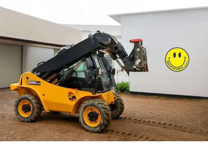 Jcb 520-40 4WS - Teleszkópos rakodó: 2 kép. Jcb 520-40 4WS - Teleszkópos rakodó: 2 kép.