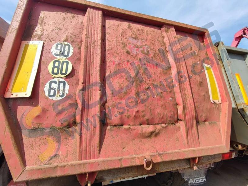 Félpótkocsi billenőplatós Kaiser 2 ESSIEUX: 7 kép.