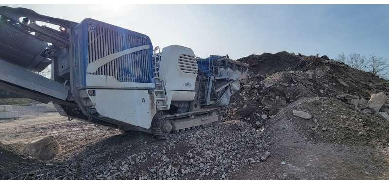 Kleemann A MACHOIRE MC 110 EVO - Törőgép: 3 kép. Kleemann A MACHOIRE MC 110 EVO - Törőgép: 3 kép.