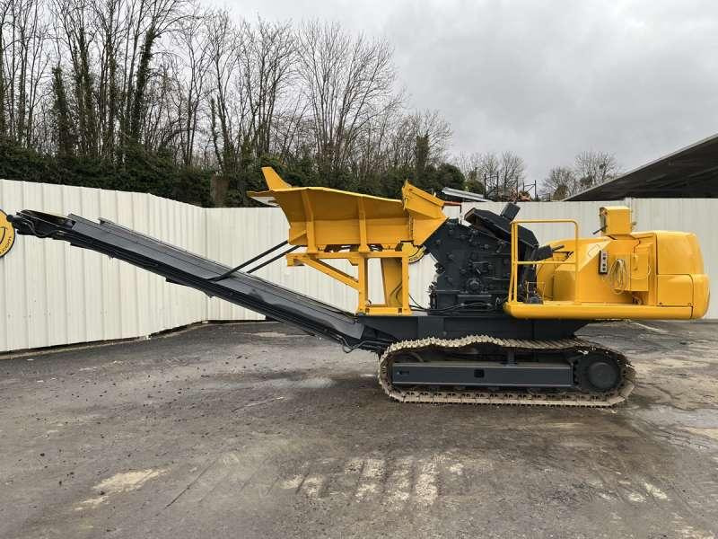 Komatsu A PERCUSSION BR100R - Törőgép: 3 kép. Komatsu A PERCUSSION BR100R - Törőgép: 3 kép.