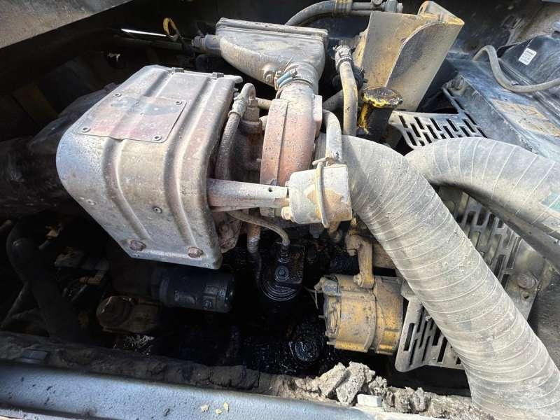 Lánctalpas kotró Komatsu PC180LC-6K MACHINE SUISSE: 41 kép. Lánctalpas kotró Komatsu PC180LC-6K MACHINE SUISSE: 41 kép.