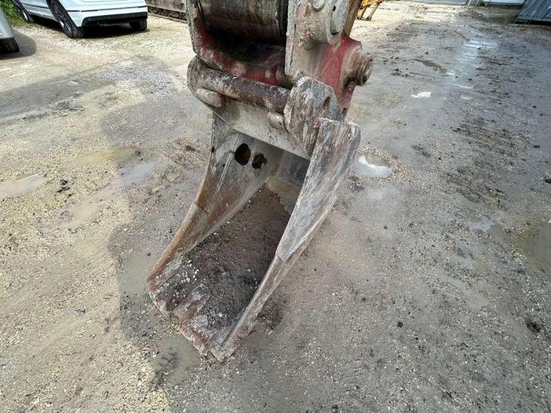 Lánctalpas kotró Komatsu PC180LC-6K MACHINE SUISSE: 50 kép. Lánctalpas kotró Komatsu PC180LC-6K MACHINE SUISSE: 50 kép.