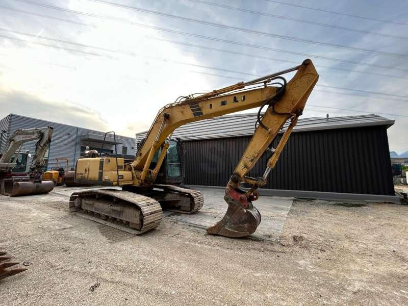 Komatsu PC180LC-6K MACHINE SUISSE - Lánctalpas kotró: 1 kép. Komatsu PC180LC-6K MACHINE SUISSE - Lánctalpas kotró: 1 kép.