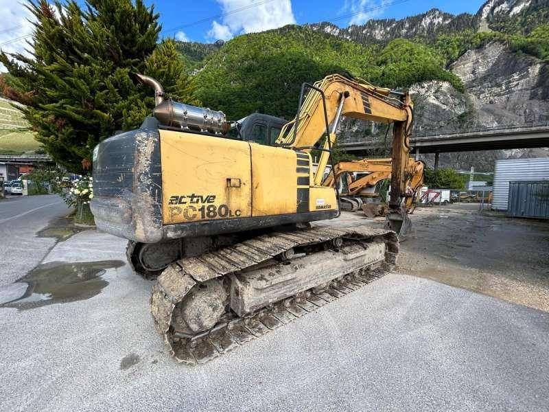 Lánctalpas kotró Komatsu PC180LC-6K MACHINE SUISSE: 13 kép. Lánctalpas kotró Komatsu PC180LC-6K MACHINE SUISSE: 13 kép.