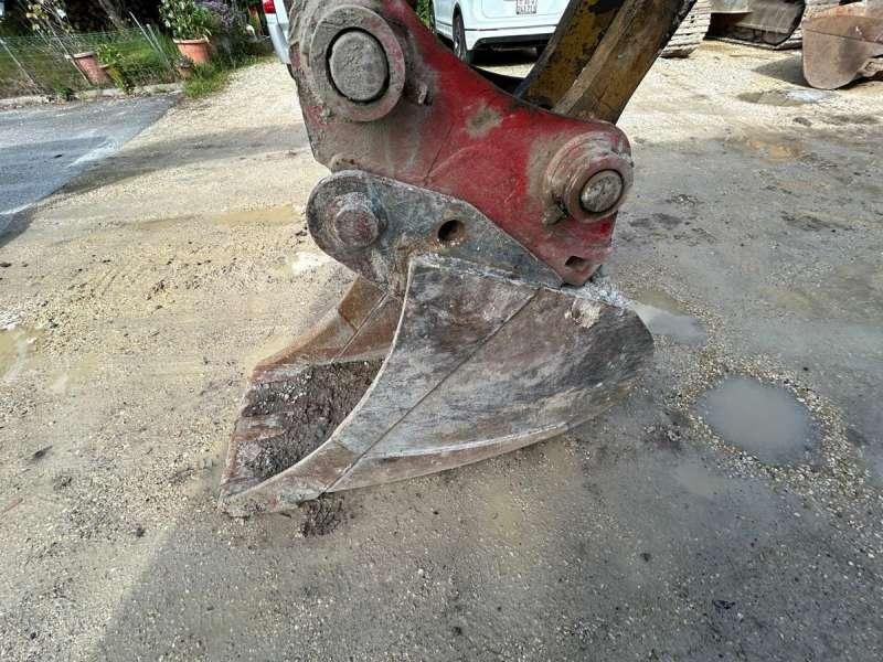 Lánctalpas kotró Komatsu PC180LC-6K MACHINE SUISSE: 47 kép. Lánctalpas kotró Komatsu PC180LC-6K MACHINE SUISSE: 47 kép.