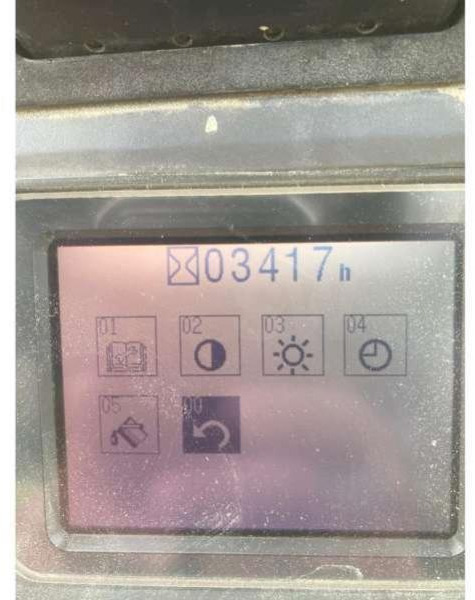 Komatsu PW160-7K - Gumikerekes kotró: 5 kép. Komatsu PW160-7K - Gumikerekes kotró: 5 kép.