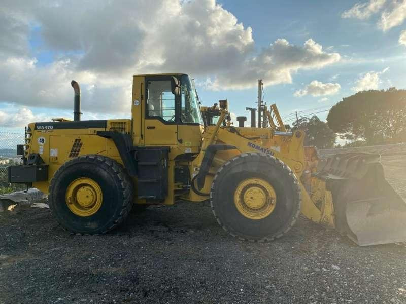 Komatsu WA470-3A - Gumikerekes homlokrakodó: 5 kép. Komatsu WA470-3A - Gumikerekes homlokrakodó: 5 kép.