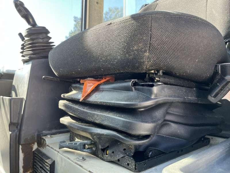 Derékcsuklós rakodó Liebherr L506 Stereo: 36 kép.
