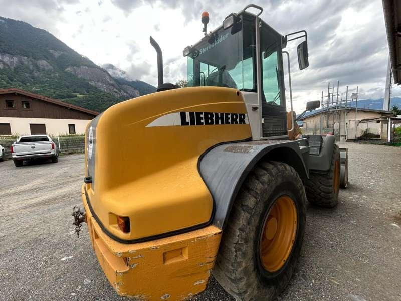 Gumikerekes homlokrakodó Liebherr L514 Stereo: 12 kép.