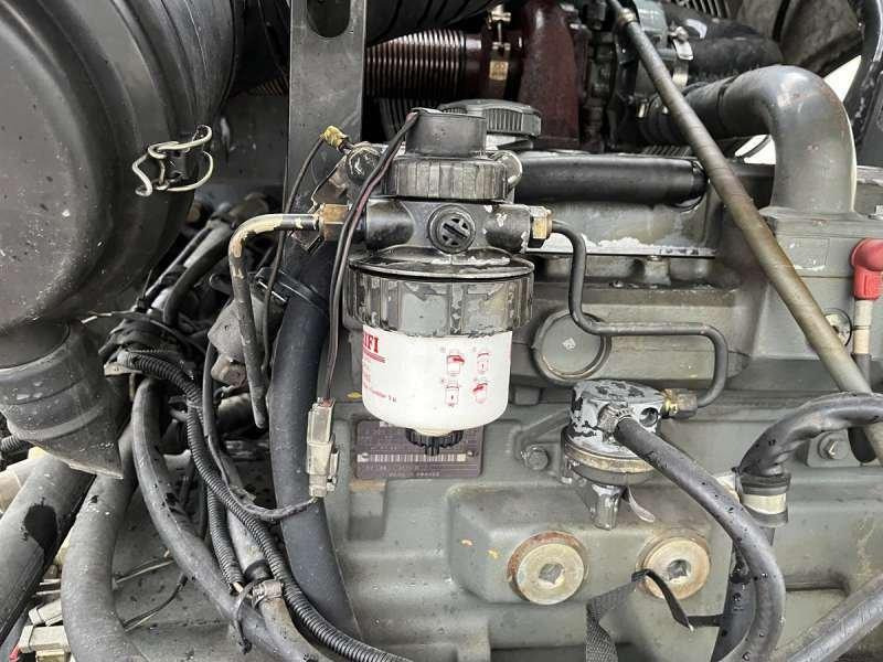 Gumikerekes homlokrakodó Liebherr L514 Stereo: 31 kép. Gumikerekes homlokrakodó Liebherr L514 Stereo: 31 kép.