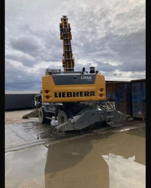 Liebherr LH40M LITRONIC - Hulladék kotró: 4 kép. Liebherr LH40M LITRONIC - Hulladék kotró: 4 kép.