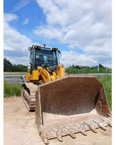 Liebherr LR636 - Lánctalpas homlokrakodó: 4 kép. Liebherr LR636 - Lánctalpas homlokrakodó: 4 kép.