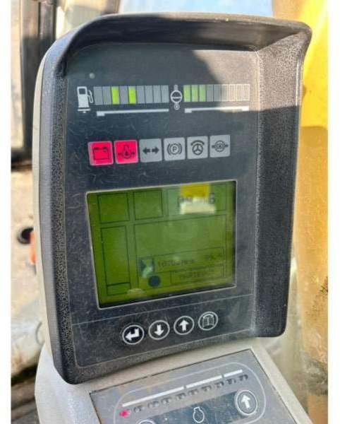 Liebherr R914C HD-SL - Lánctalpas kotró: 4 kép. Liebherr R914C HD-SL - Lánctalpas kotró: 4 kép.