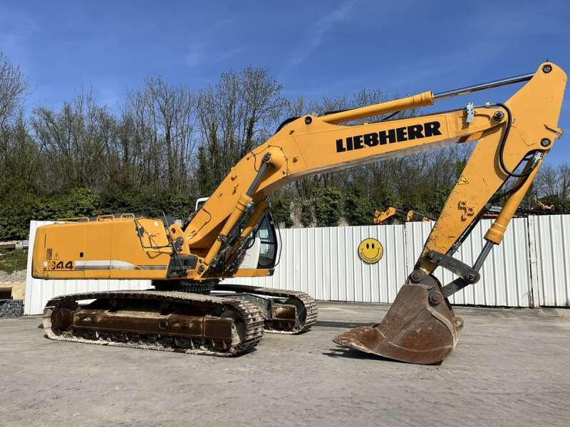 Liebherr R944C LC LITRONIC - Lánctalpas kotró: 1 kép. Liebherr R944C LC LITRONIC - Lánctalpas kotró: 1 kép.