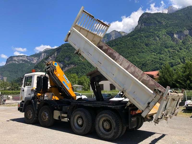 MAN GRUE F2000 - Billenőplatós teherautó: 3 kép. MAN GRUE F2000 - Billenőplatós teherautó: 3 kép.