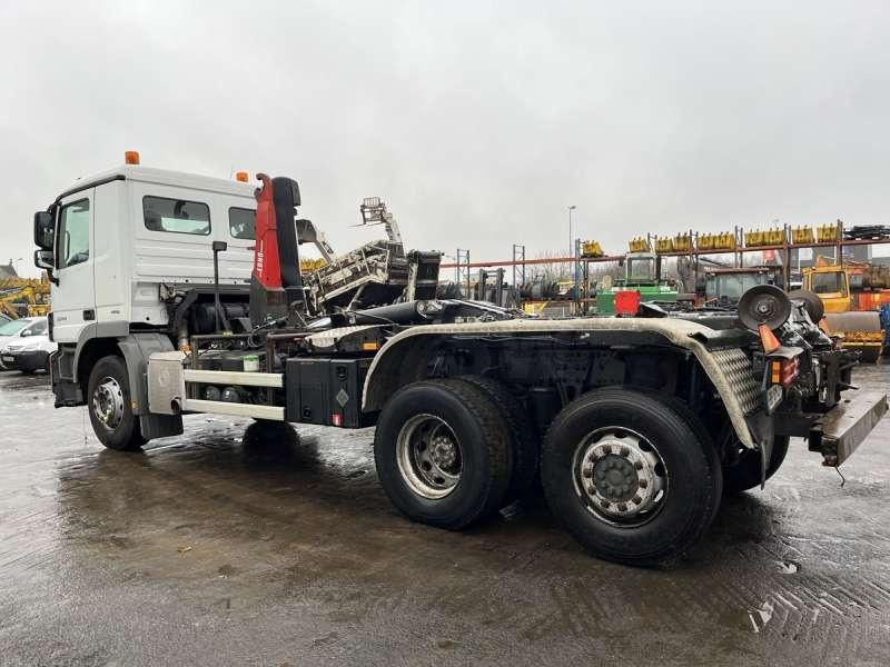 Mercedes ACTROS 2544 - Horgos rakodó teherautó: 5 kép. Mercedes ACTROS 2544 - Horgos rakodó teherautó: 5 kép.