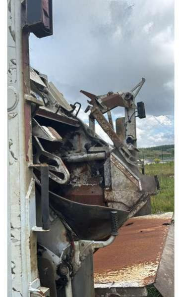 Mercedes ANTOS 2533 - Szemetesautó: 4 kép. Mercedes ANTOS 2533 - Szemetesautó: 4 kép.