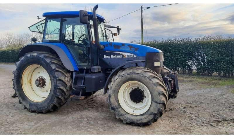 New Holland TM190 - Traktor: 1 kép. New Holland TM190 - Traktor: 1 kép.
