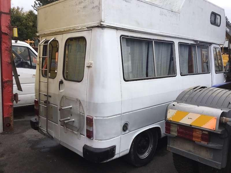 Peugeot J9 - Alkóvos lakóautó: 4 kép. Peugeot J9 - Alkóvos lakóautó: 4 kép.