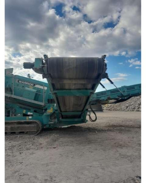 Powerscreen Warrior 1400 - Osztályozó berendezés: 3 kép. Powerscreen Warrior 1400 - Osztályozó berendezés: 3 kép.