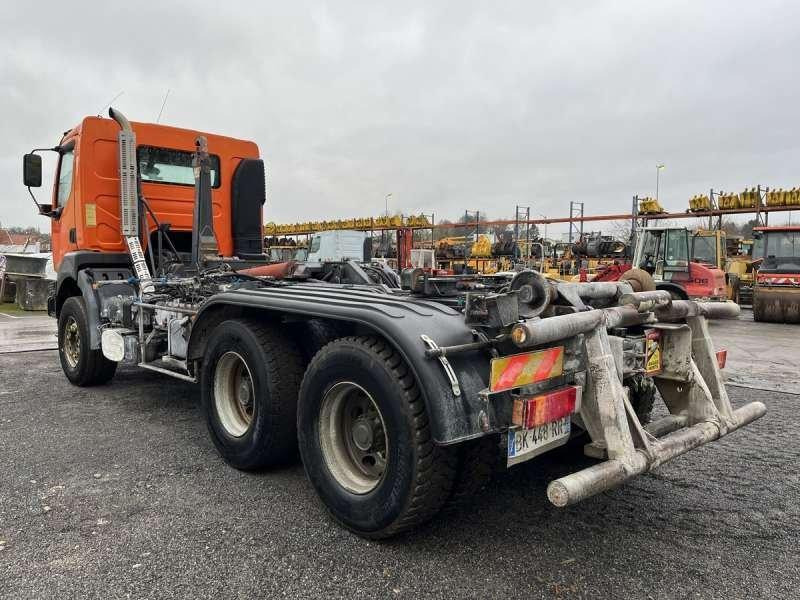 Renault KERAX 320 DCI 6X4 - Horgos rakodó teherautó: 5 kép. Renault KERAX 320 DCI 6X4 - Horgos rakodó teherautó: 5 kép.