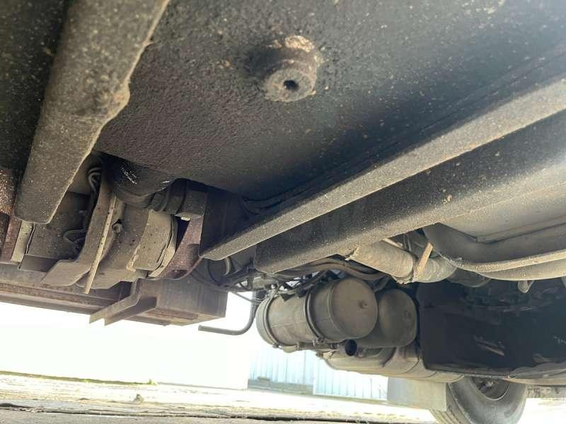 Aszfaltozó gép Renault PREMIUM 300 BOUILLE SECMAIR: 36 kép.