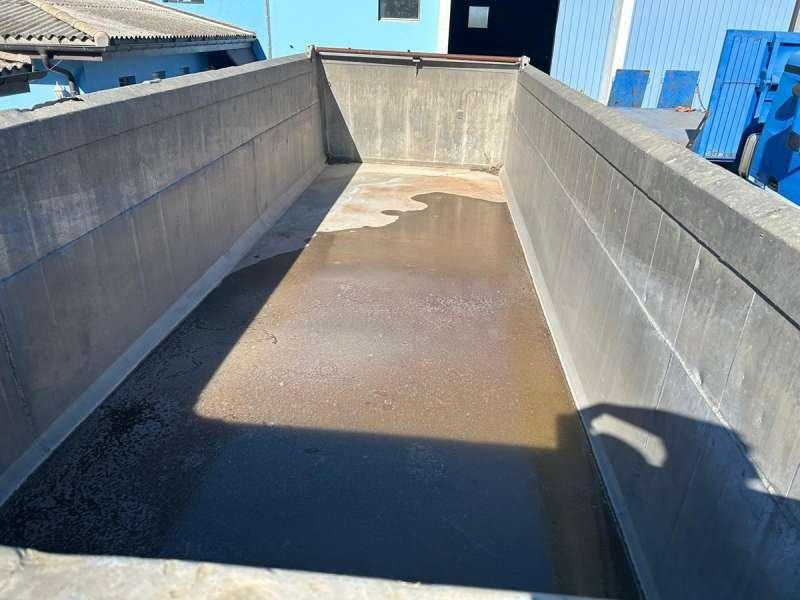 Félpótkocsi billenőplatós SCHWARZMULLER 3 ESSIEUX: 7 kép.