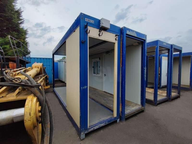 SOTRAMO COULOIRS DE 5 M - Konténerház: 1 kép. SOTRAMO COULOIRS DE 5 M - Konténerház: 1 kép.